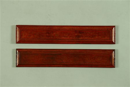 Arte Himalayana Copertina di libro in legno laccato di rosso Tibet, XVIII -...