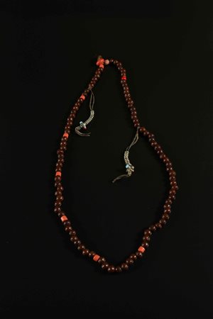 Arte Himalayana Mala di semi di bodhi piccoli e corallo Tibet, XIX secolo. -....