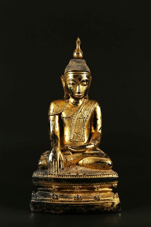 Arte Sud-Est Asiatico Scultura in legno laccato e dorato raffigurante Buddha...