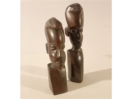 ANONIMO Anonimo (An) Senza titolo Legno 20,00x8,00 Due sculture in legno...