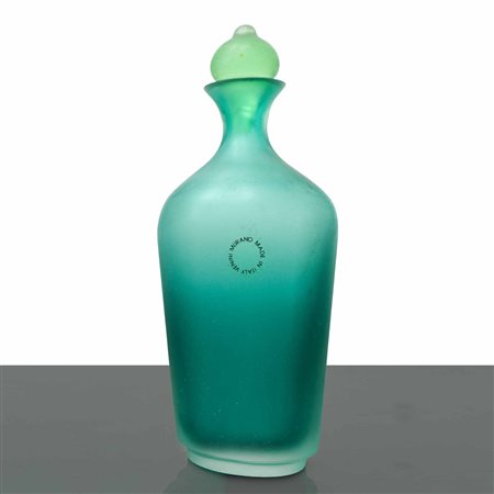 Paolo Venini per Venini - Bottiglia della serie "Velati" in vetro di Murano sommerso verde, '93