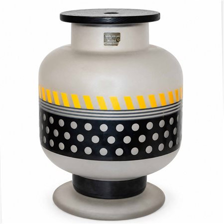 Ettore Sottsass (Innsbruck 14/09/1917 - Milano 31/12/2007)  - Vaso Mod. Bonnie, Egizia, vetro trasparente satinato, 1990s.