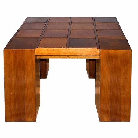 Tavolino anni '70 in legno con intarsio damiere sul piano, 70s