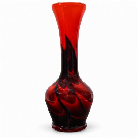 Carlo Moretti (1958)  - Vaso in vetro di Murano rosso con sfumature nere