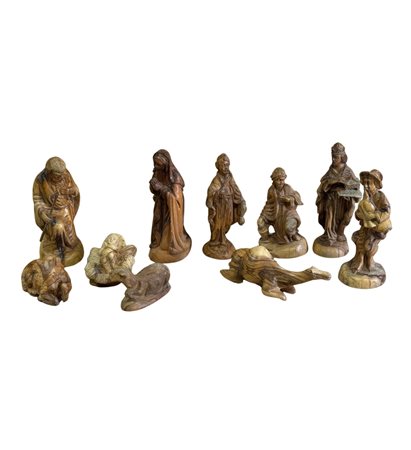 Pastori da Presepe napoletano composti da 10 pezzi in legno di ulivo massello...