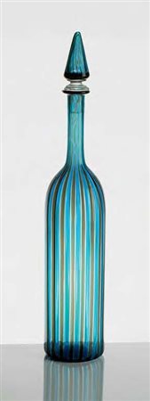VENINI Bottiglia con tappo in vetro sofﬁato e lavorato a mano a canne nei...