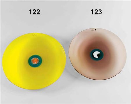 LAURA DE SANTILLANA Piatto della serie “Pianeti” in vetro battuto con grande...