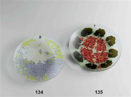 LAURA DE SANTILLANA Piatto di cristallo detto “Geranio”, con murrine rosse,...