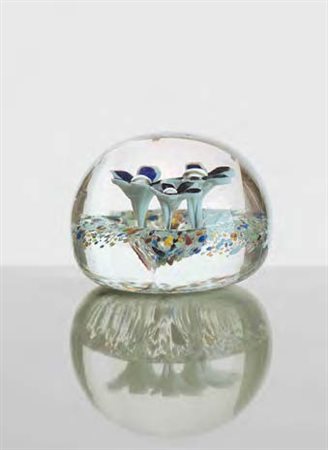 MANIFATTURA MURANESE Fermacarte in vetro a murrina. diametro cm 8.