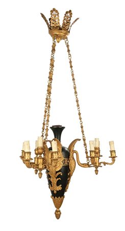 Lampadario "Impero" in bronzo dorato e patinato a dodici luci a forma di...
