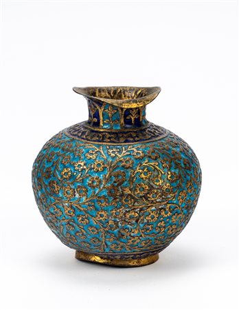 Vaso in metallo con smalti policromi in stile persiano. Secolo XIX.