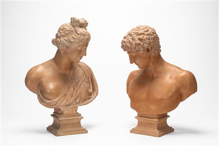 Due busti in terracotta patinata.