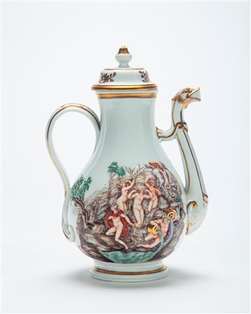Importante caffettiera in porcellana decorata in policromia a bassorilievi istoriati. Manifattura Ginori, Doccia, 1770-1780.