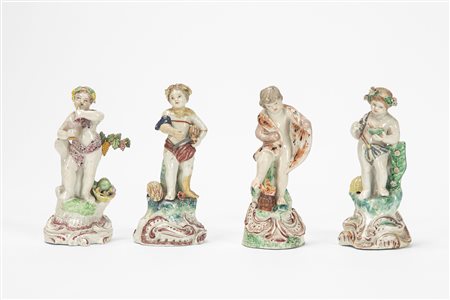 Insieme di quattro figure in porcellana raffiguranti putti allegorici delle Quattro Stagioni su basi a rocaille. Plymouth, Devon, circa 1769-1770.