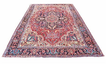  
Tappeto Heriz Persia nord-occidentale, primi ‘900
 330 x 230 cm