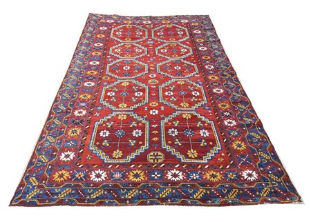  
Tappeto Shirvan Caucaso, 1900 circa
 290 x 180 cm