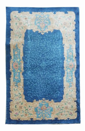  
Tappeto Art Deco, manifattura di Fette-Li Cina settentrionale, 1920 circa
 147 x 89 cm