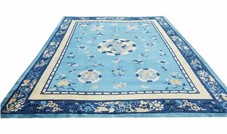  
Tappeto Pechino a draghi Cina settentrionale, fine XIX Secolo
 350 x 284 cm