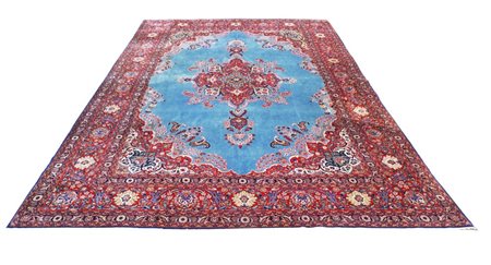  
Tappeto Kashan con medaglione Persia centrale, 1920 circa
 380 x 270 cm