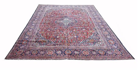  
Tappeto Kashan Persia centrale, 1920 circa
 360 x 272 cm