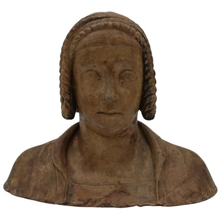 Scultore del secolo XIX "Figura femminile" Mezzobusto in terracotta. Cm h 26,5