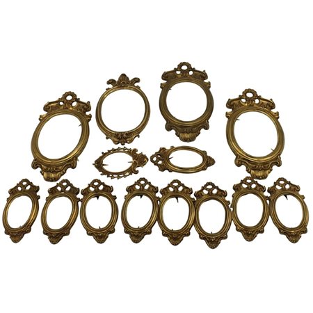 Lotto piccole cornici Bronzo varie forme e dimensioni.
