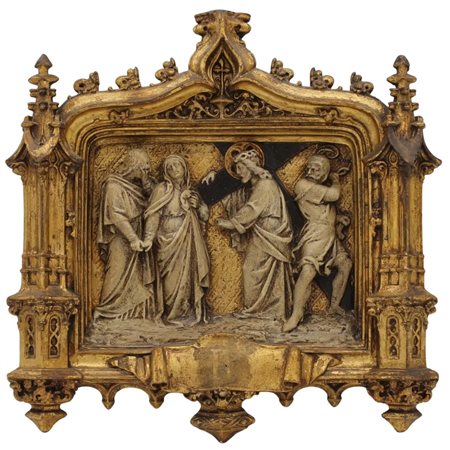 Stazione della Via Crucis n° IV Bassorilievo in gesso dipinto e dorato. Fine...