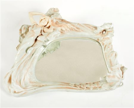  
Specchiera da parete Art Nouveau 
 Cm 40x53x14