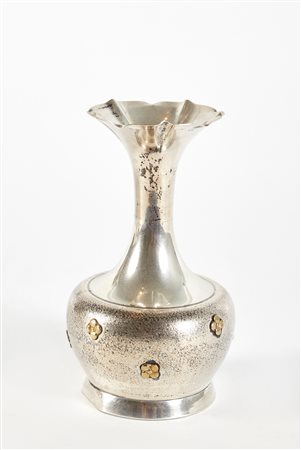  
portafiori In argento 
 
