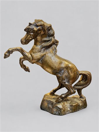  
"Cavallo rampante" 
 Cm 31,5x29x11