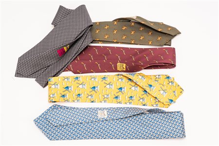 Hermès - Lotto di cinque cravatte