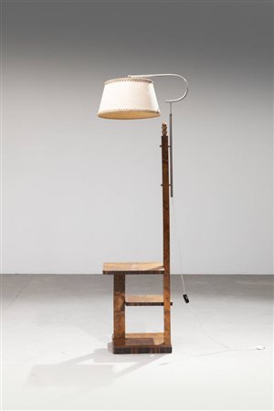 PRODUZIONE ITALIANA<BR>Lampada da terra regolabile