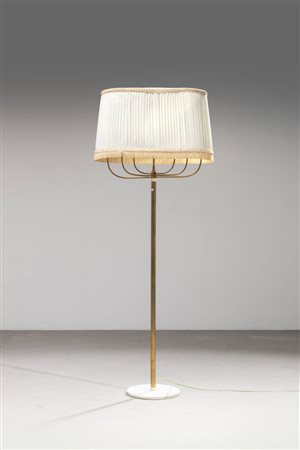 PRODUZIONE ITALIANA<BR>Lampada da terra a sette luci