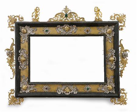 CORNICE IN LEGNO EBANIZZATO CON APPLICAZIONI IN AR