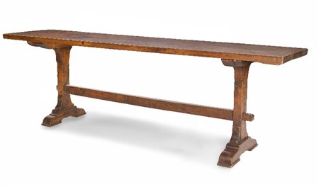 GRANDE TAVOLO IN NOCE, XVII SECOLO, sostegni racco