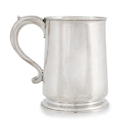 MUG GIORGIO II IN ARGENTO, LONDRA, 1737, liscio co