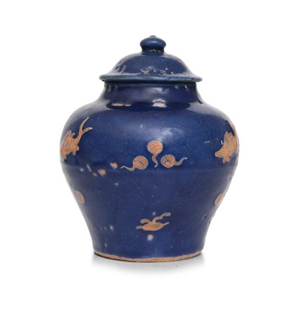 VASO CON COPERCHIO IN TERRACOTTA INVETRIATA, CINA,