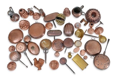 COLLEZIONE DI OGGETTI DA CUCINA PERLOPIU' IN RAME,