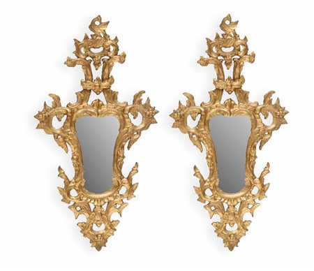 COPPIA DI SPECCHIERE D'APPLIQUE IN LEGNO INTAGLIAT