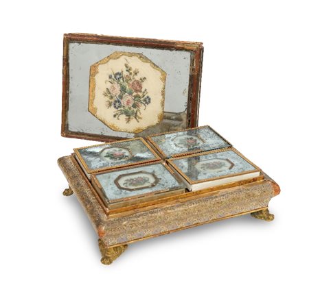 COFANETTO IN CARTONE PRESSATO, DORATO E DECORATO C