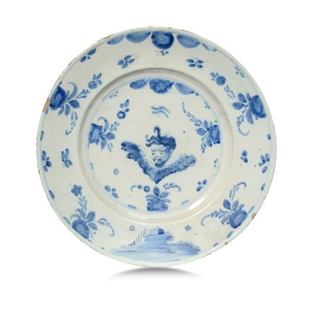 PIATTO IN MAIOLICA, SAVONA, XVIII SECOLO, circolar