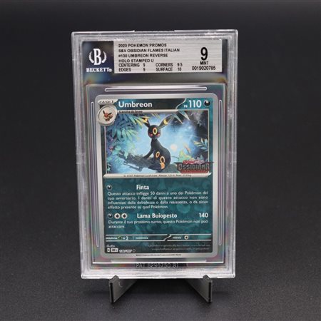 The Pokémon Company  
Umbreon #130 OBF Stamped Reverse Holo, Scarlatto e Violetto - Ossidiana Infuocata [ITA] 2023
 