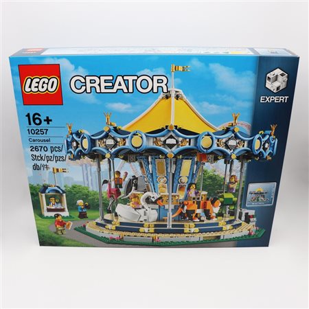 The LEGO Group  
LEGO 10257 – Carousel 2017
 58.5 x 47 x 8.5 cm