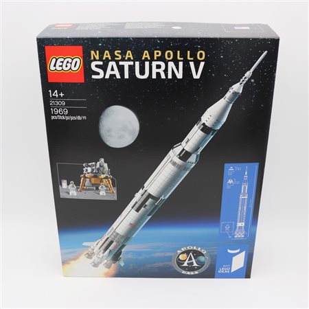 The LEGO Group  
LEGO 21309 – NASA Apollo Saturn V 2017
 37.3 x 47.5 x 10.7 cm