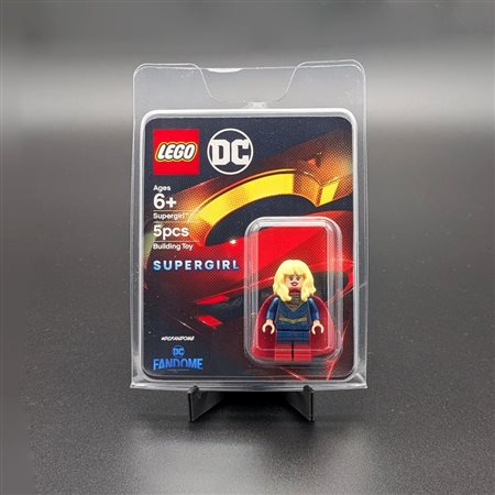 The LEGO Group  
LEGO dcfandome001 – Supergirl 2020
 10.4 x 14.4 x 2.5 cm