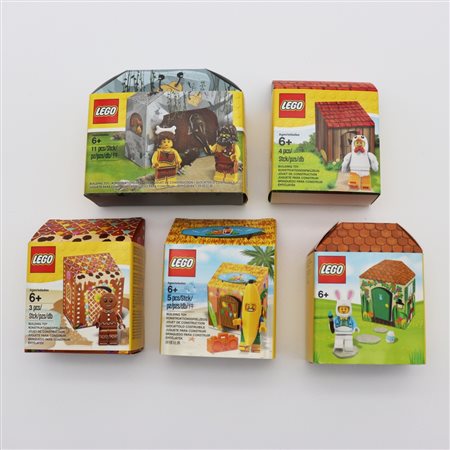 The LEGO Group  
LEGO Seasonal & Novelty Minifigures – Five–Pack Lot 2016 – 2018
 