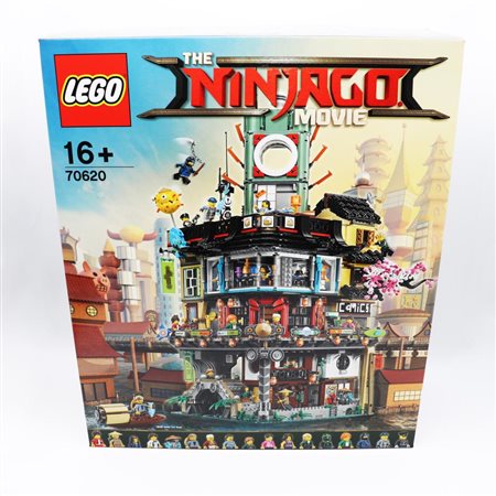 The LEGO Group  
LEGO 70620 – NINJAGO City 2017
 49 x 58.5 x 18.5 cm