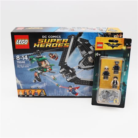 The LEGO Group  
LEGO 853651, 76046 DC Batman Lot 2017
 
