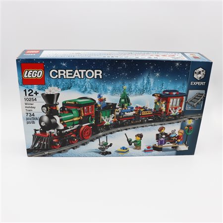 The LEGO Group  
LEGO 10254 – Winter Holiday Train 2016
 48 x 28 x 9 cm