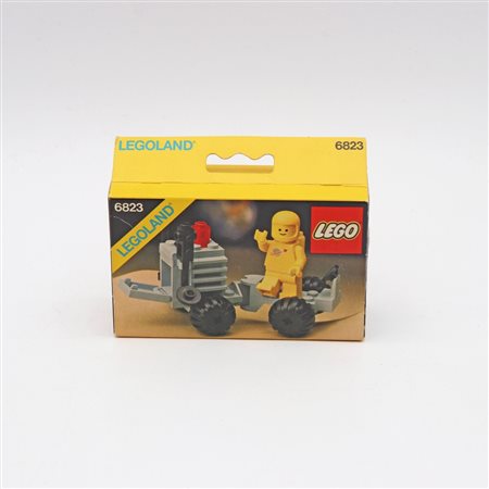 The LEGO Group  
LEGO 6823 – Surface Transport 1983
 15.5 x 9 x 3.6 cm